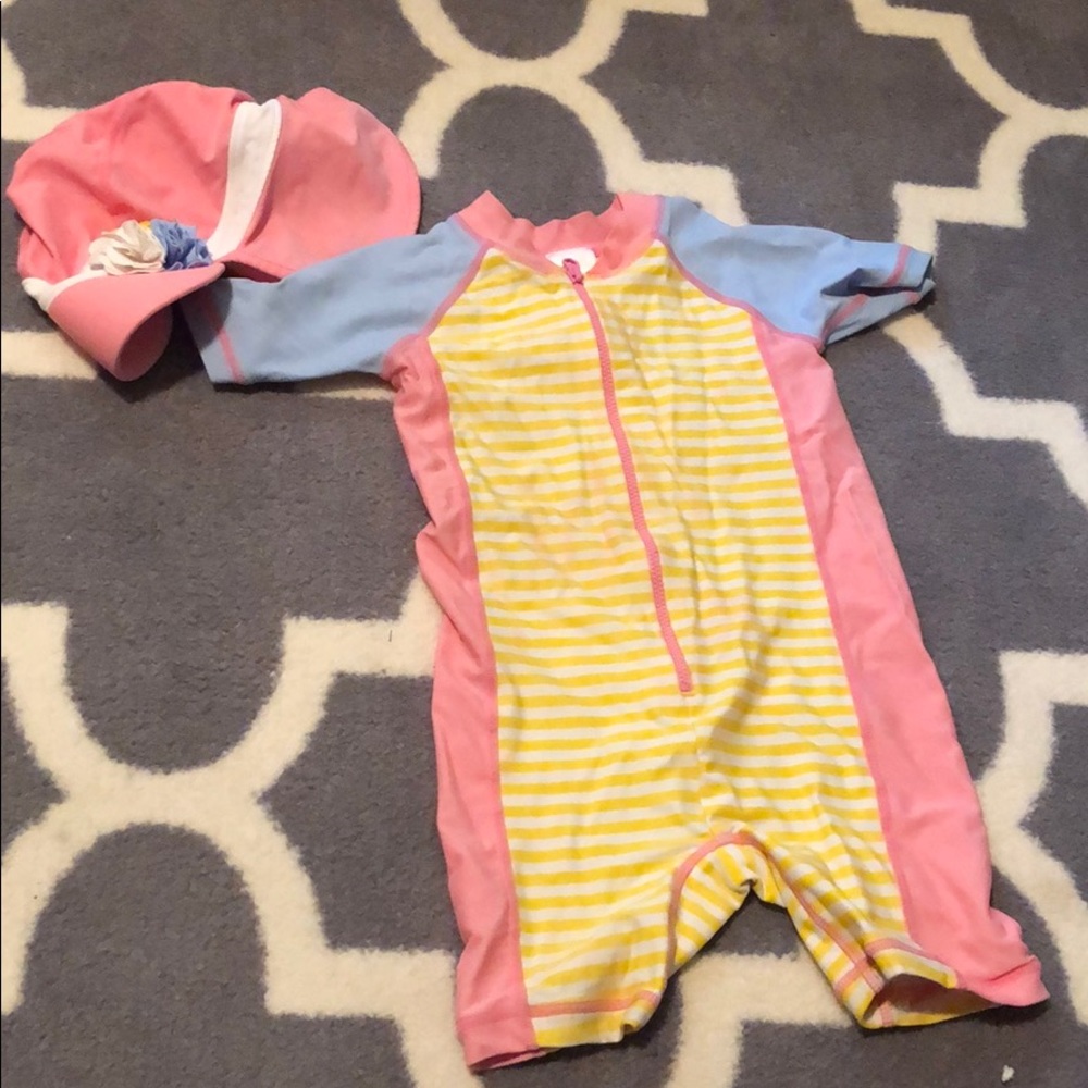 Hanna Andersson one piece swimsuit and hat
